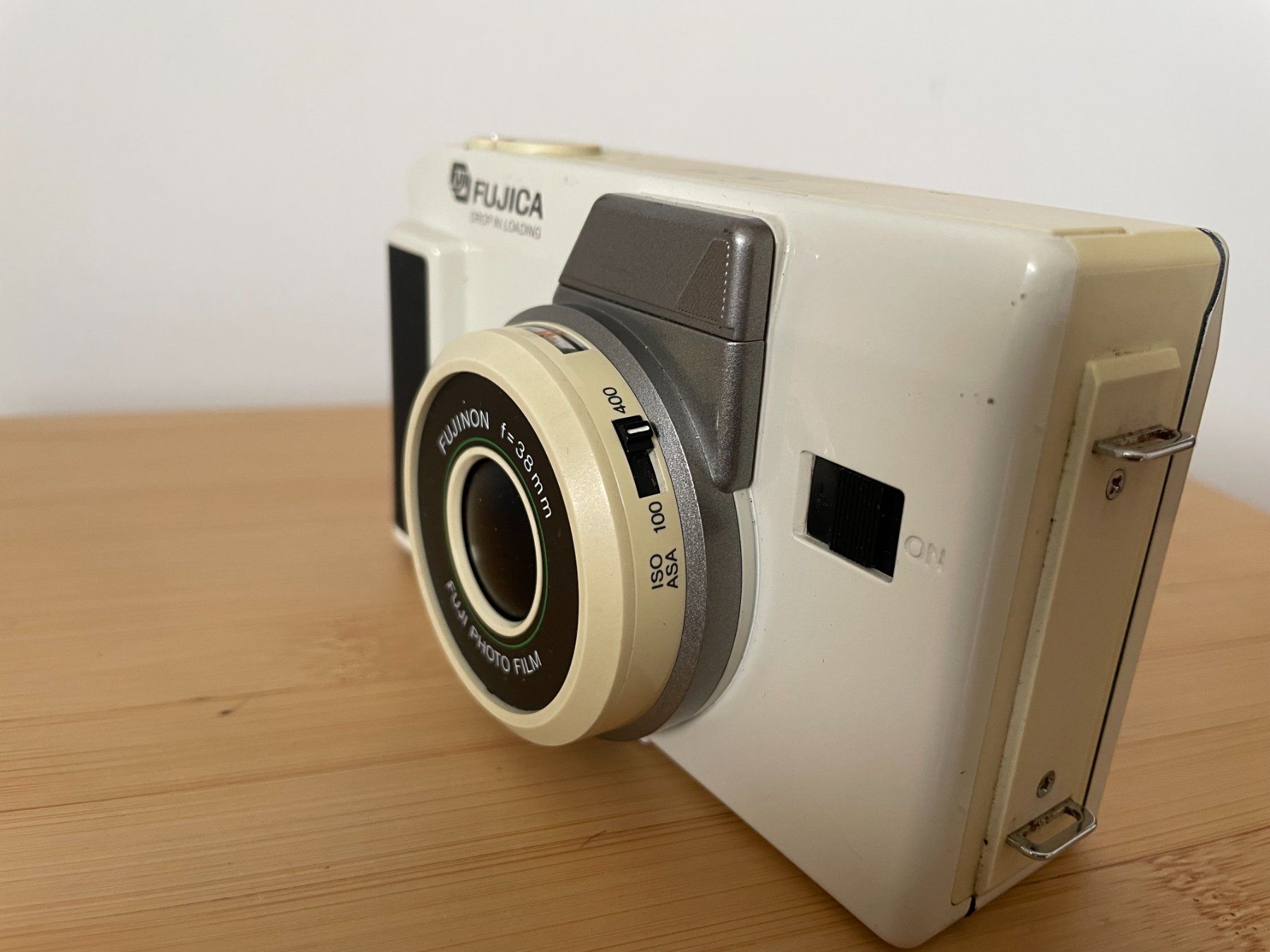 Fujica Fotocamera: Fujica DL-20 – Usato da Petit Lancy venduto da gil_hr6v 1