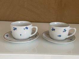 2 grosse Kaffeetassen/Unterteller Kornblumen Langenthal 69