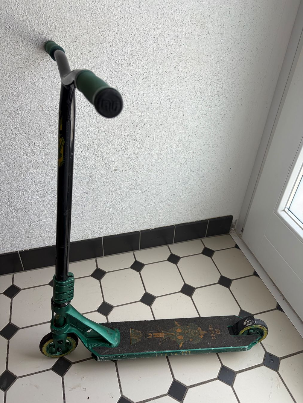 Kickboard: Scooter AO Delta 3 – Usato da Olten venduto da sel_j8cz