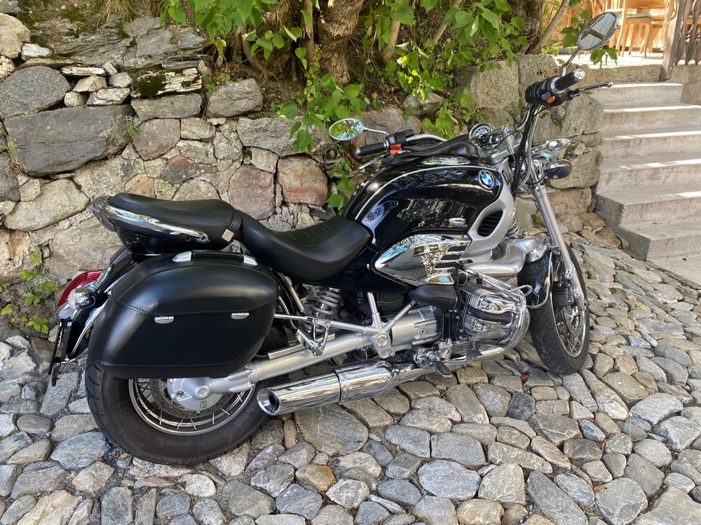Miniatura de Moto BMW R1200C Escala 1:18 Maisto | Brasil