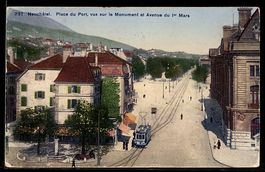 AK Neuchatel, Strassenbahn, Place du Port, vue sur le Monume