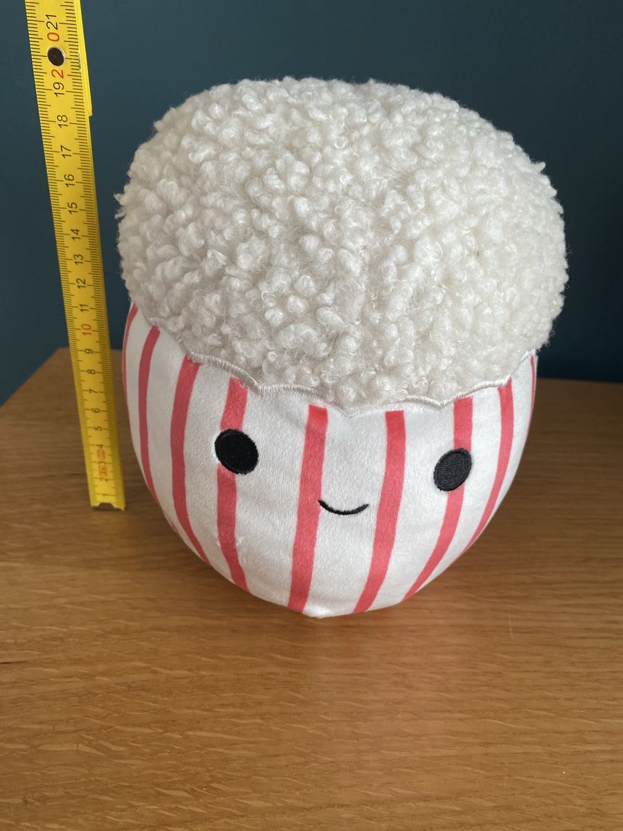 Squishmallows Giocattoli: Squishmallows Plüsch Arnel das Popcorn - 19 cm – Usato da Lausanne venduto da HomeDepose 4