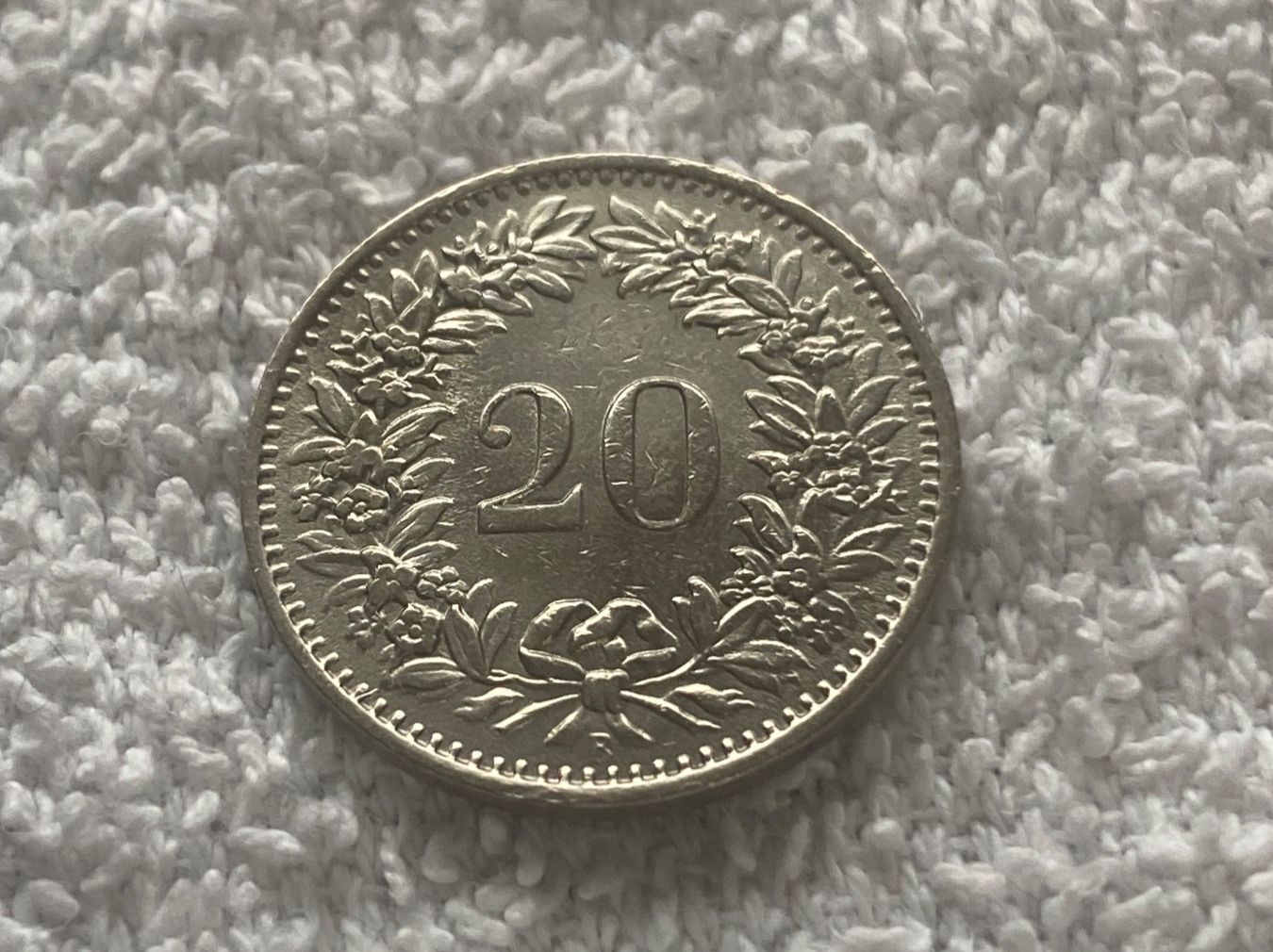 Alle Münzen: 20 centimes/rappen 1947 Abart – Gebraucht aus Nyon von Ilmi09 1