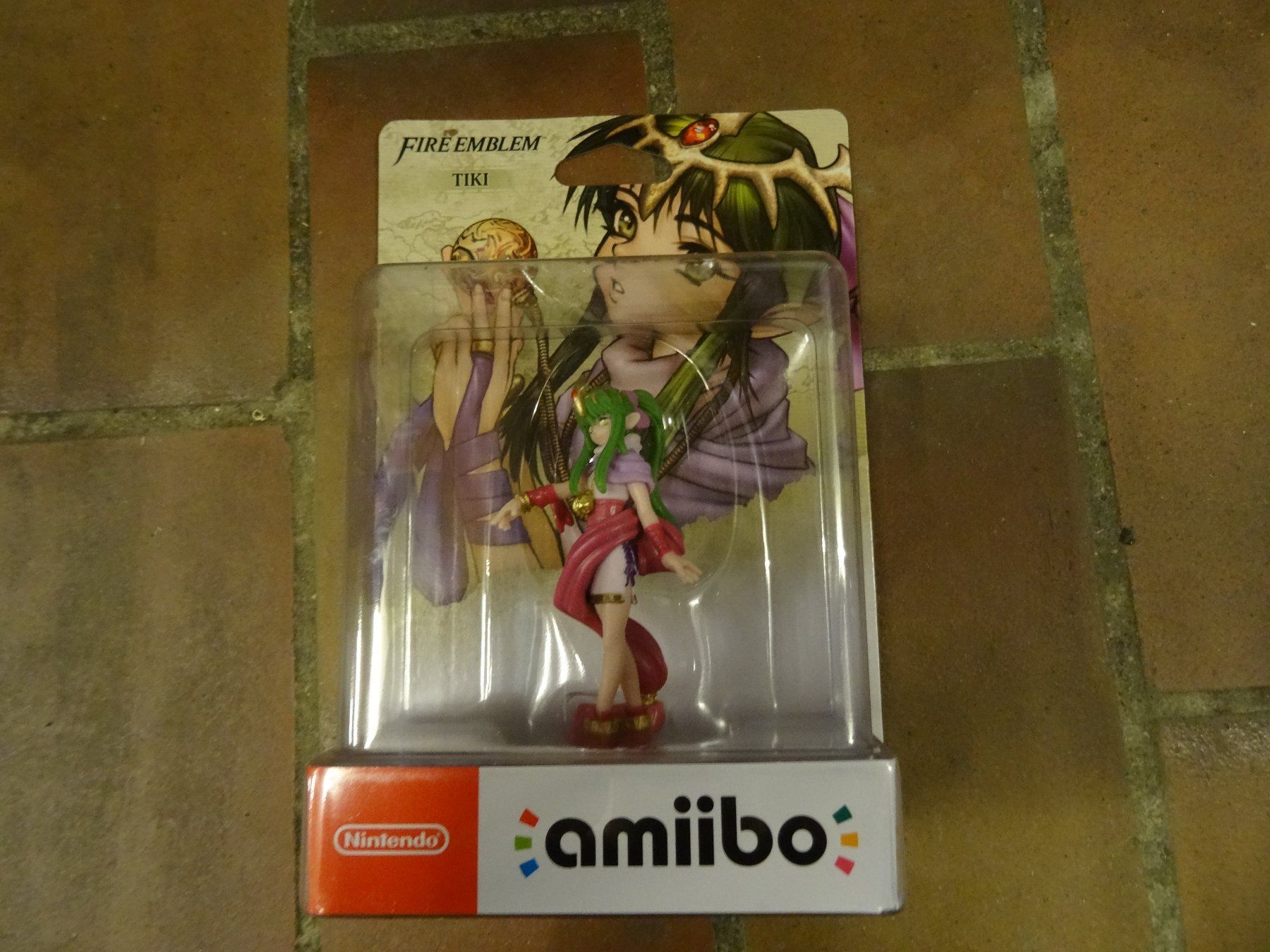 Nintendo Statuette: Amiibo Fire Emblem Tiki – Nuovo e nell'imballaggio originale da Olten venduto da Disc-Ausverkauf