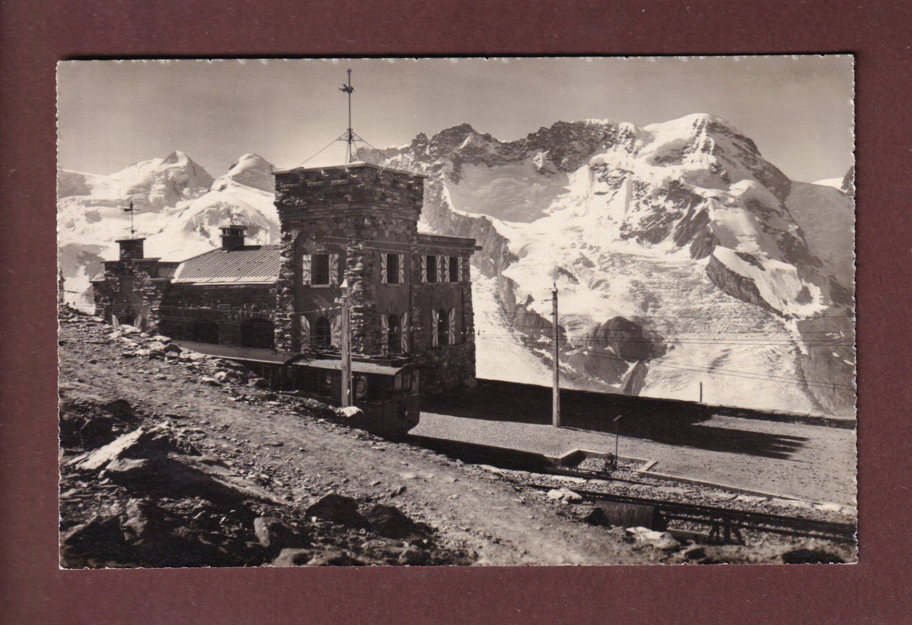 Cartoline postali: ZERMATT - Station Gornergrat - E. Gyger – Usato da Pully venduto da nicecards-shop