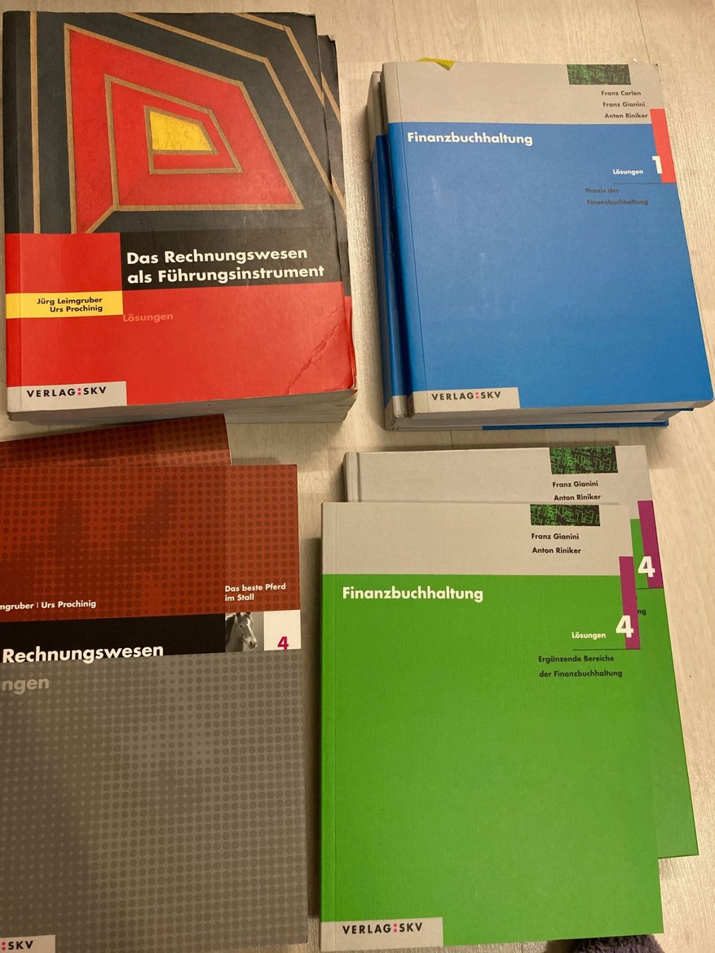 Libri: Lernbücher Technischer Kaufman FIBU Controller BWL etc. – Usato da Niederglatt ZH venduto da Msunmaker 1