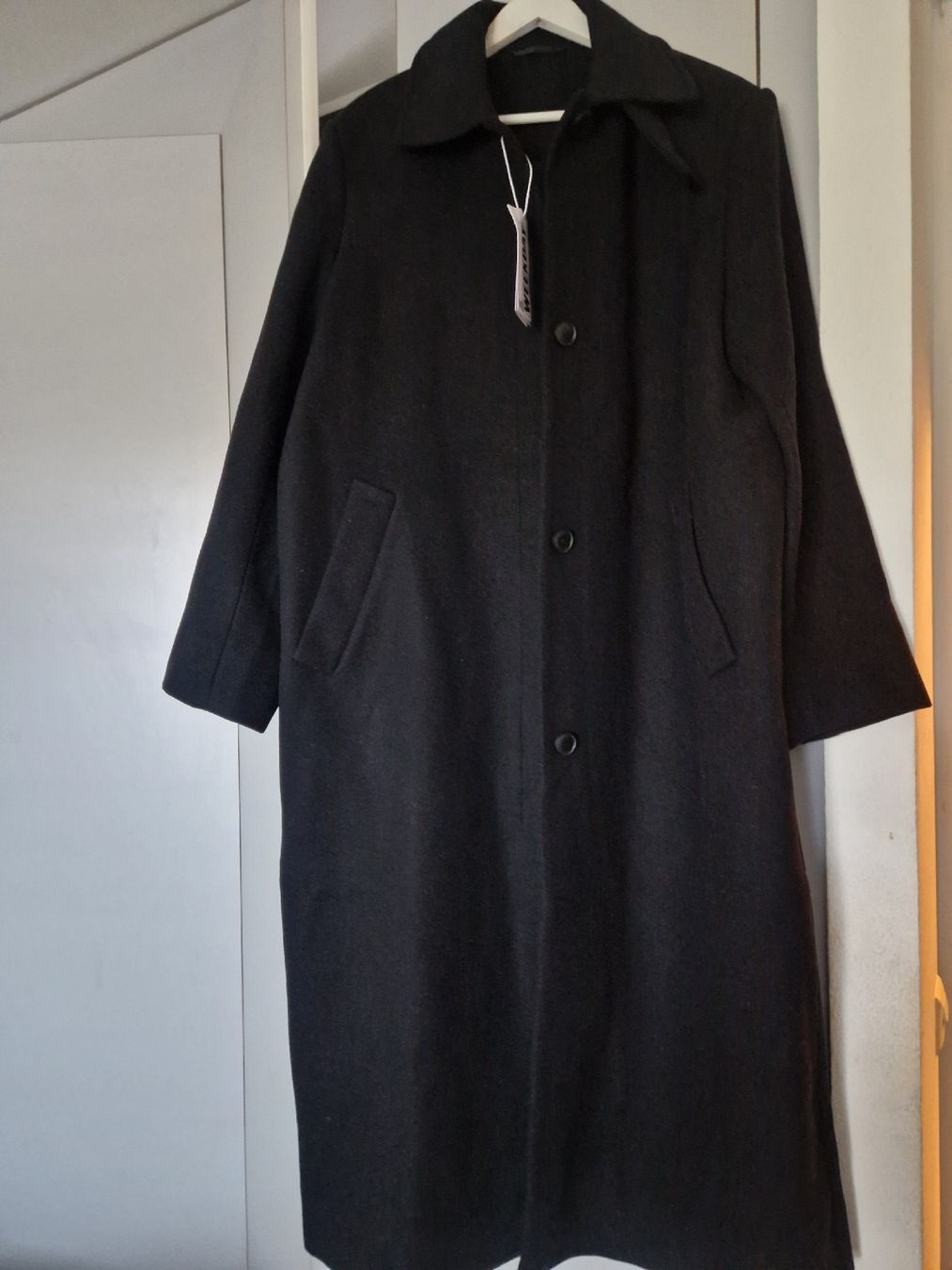 Weekday Mäntel: Manteau WEEKDAY noir, taille L, – Neu und originalverpackt aus Petit Lancy von toofly4u6 1
