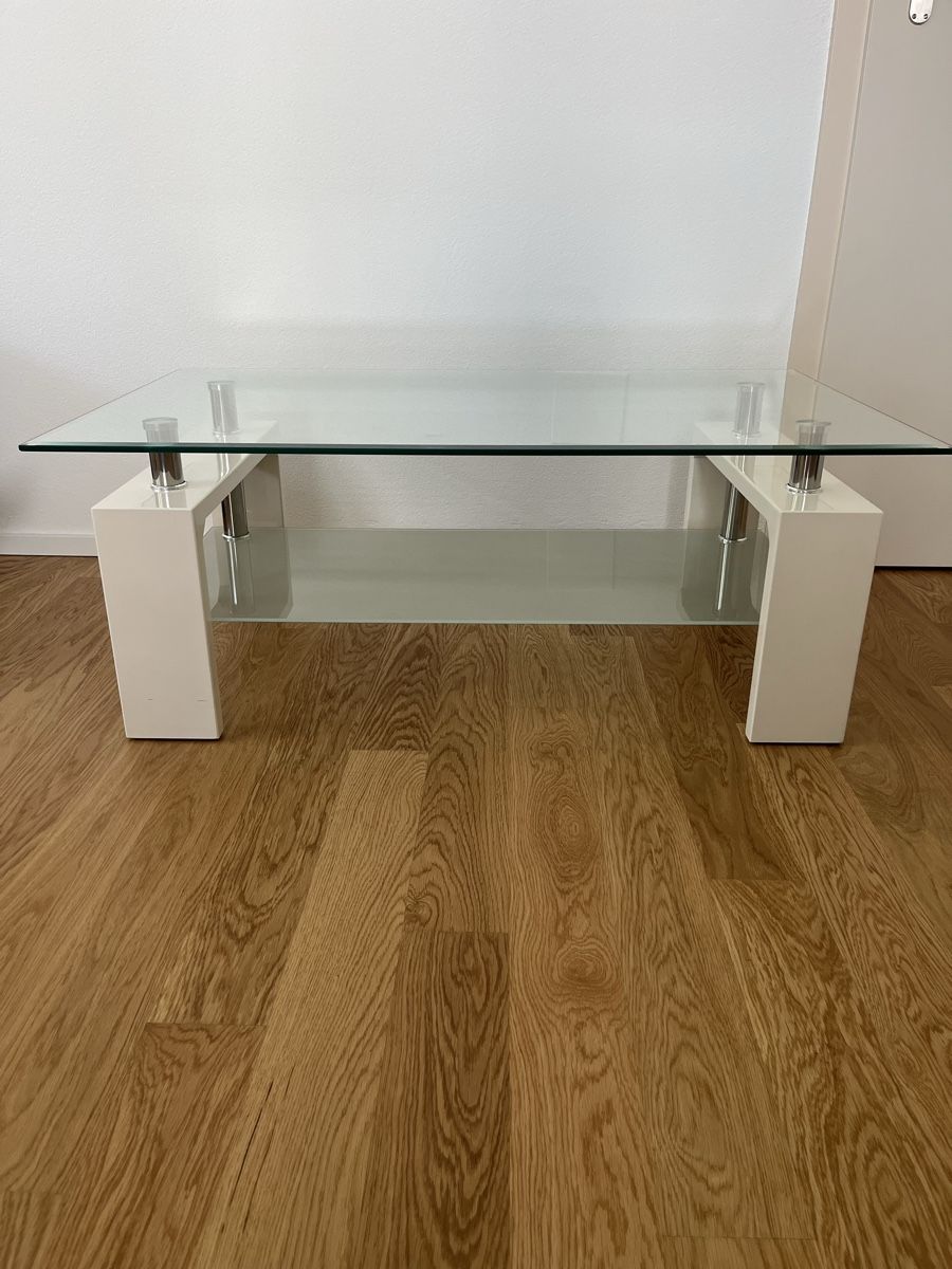 Tavoli: Wohnzimmertisch / Living room table – Usato da Zürich venduto da Marcoli1991 1