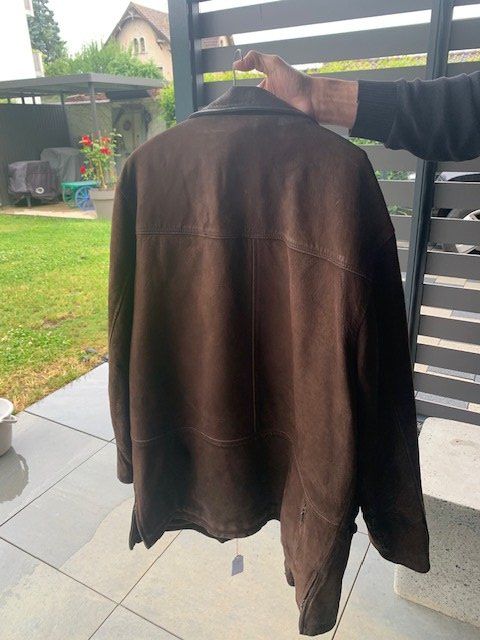 Vestes: Veste cuir nubuck – D'occasion à porrentruy par choulchoul 1
