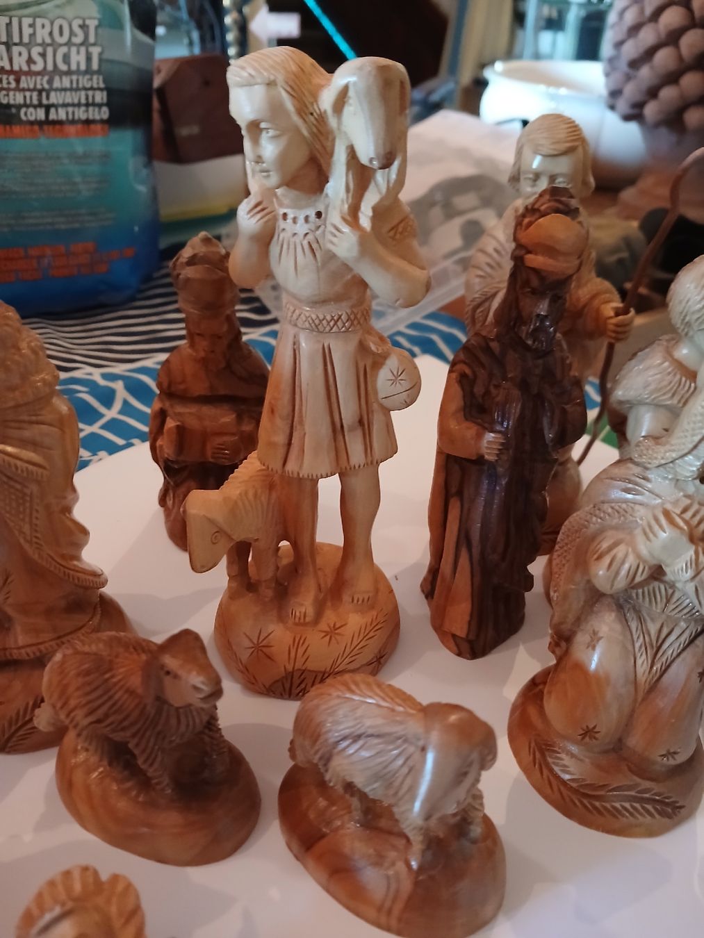 Statuette: Krippenfiguren aus Holz  – Usato da Hagenbuch ZH venduto da bromaer 2