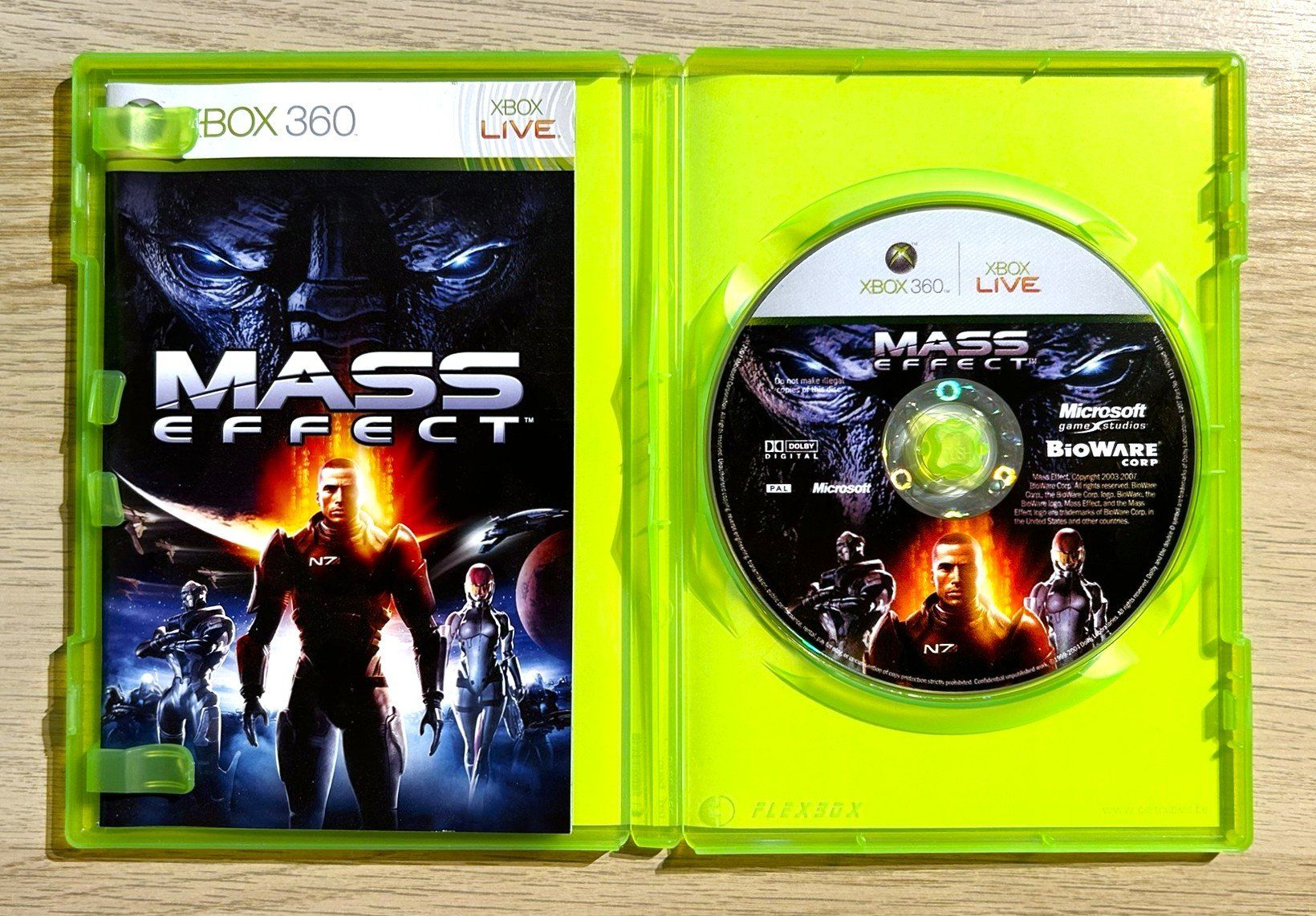 Microsoft Giochi: Mass Effect Xbox 360 – Usato da St. Gallen venduto da Alpine.Arcade 2