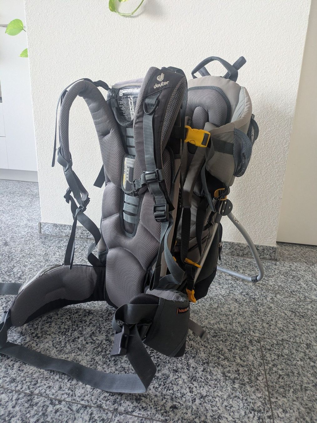 Deuter Bauch- & Rückentragen: Deuter Kid Comfort II – Gebraucht aus Affoltern am Albis von bor_nks7 1