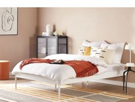 Bett mit Lattenrost UND Matrazte. Metall 140 x 200 cm Weiss