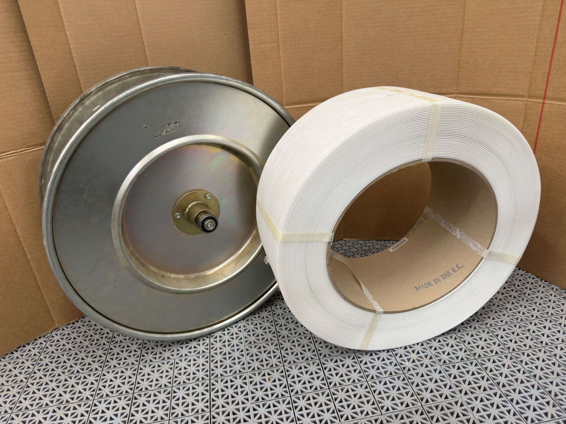 Strapex Macchine rilegatrici: Strapex Band 2 Rollen – Usato da Othmarsingen venduto da pau_r9st