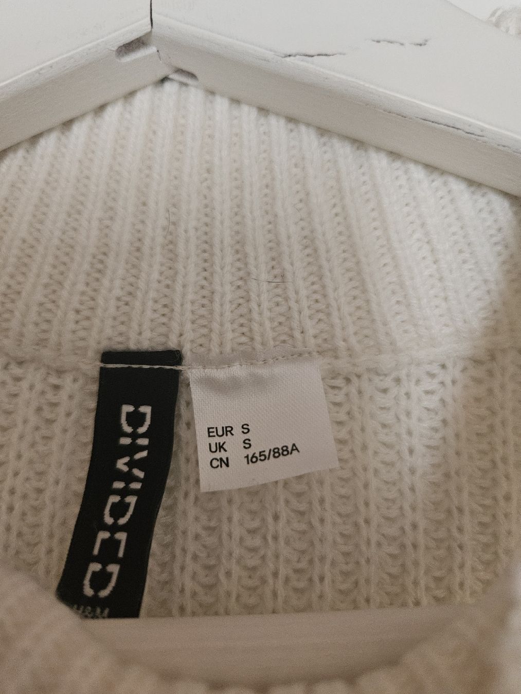 H&M Maglioni & Felpe: Pullover Divided H&M weiss Grösse S  – Usato da Niederwil AG venduto da Sillimini 1