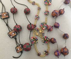 🟡VINTAGE handgefertigt 4 Halsketten Polymer 70er BOHEMIAN