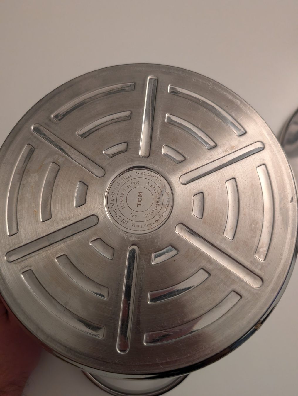 Töpfe: Topf Edelstahl mit Deckel 20cm – Gebraucht aus Zürich von mis_96r8 1