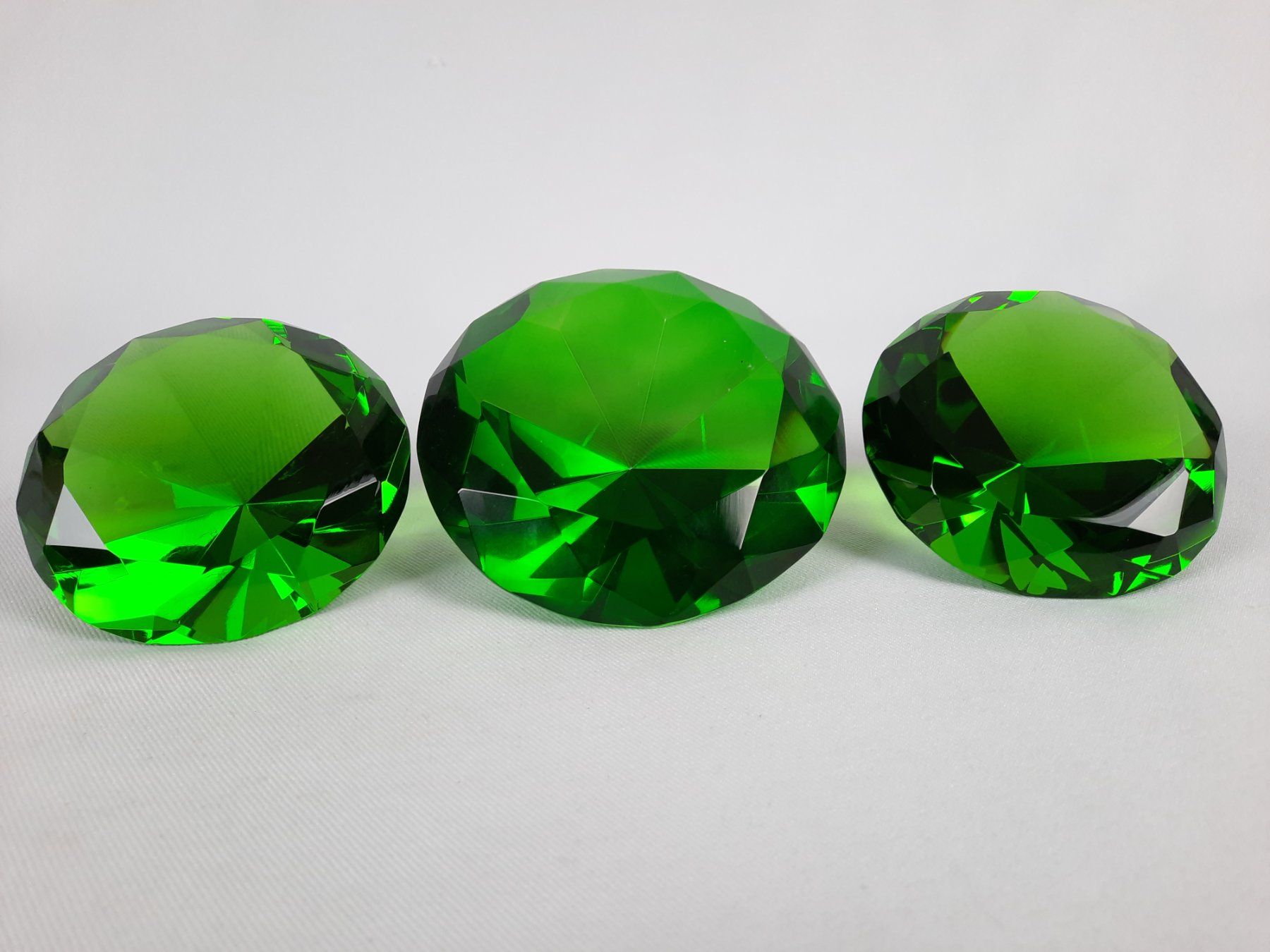 Toutes les décorations: 3 Glasdiamanten – D'occasion à Beinwil am See par Restwert_Beinwil 2