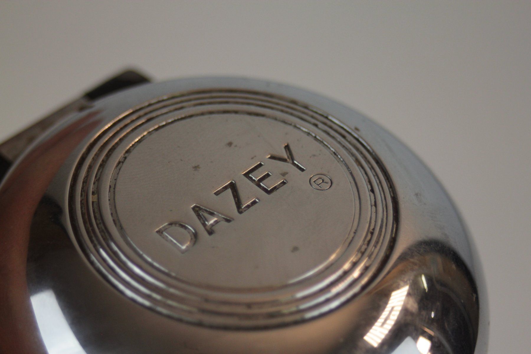 Elettrodomestici da cucina: Vintage DAZEY Eiscrusher manuell – Usato da Basel venduto da IRMAundFRED 1