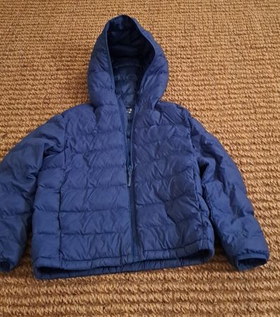 Warme Winterjacke für Kinder, Grösse 9-10, Top Zustand!