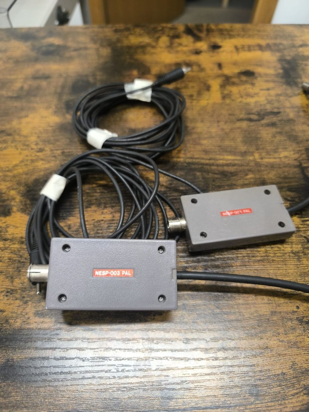 Cavi: Cables RF d'origine pour NES / SNES – Usato da Conthey venduto da costafrederico