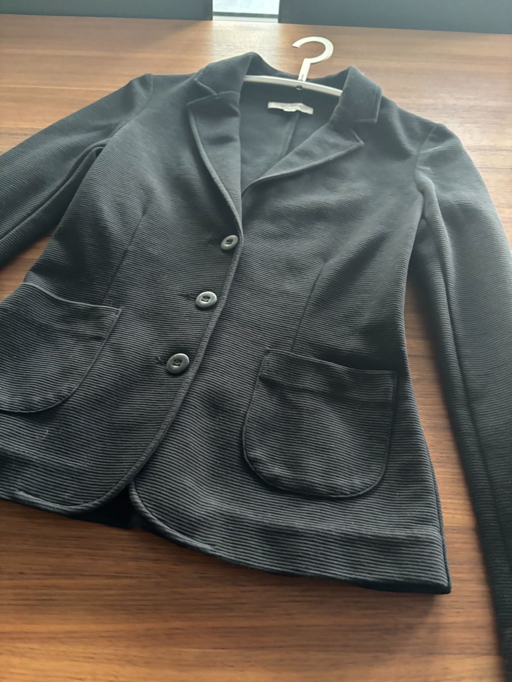 Comma Vestes: Blazer Jacke Comma,  Grösse 34, schwarz – D'occasion à schmerikon par nicole091 3