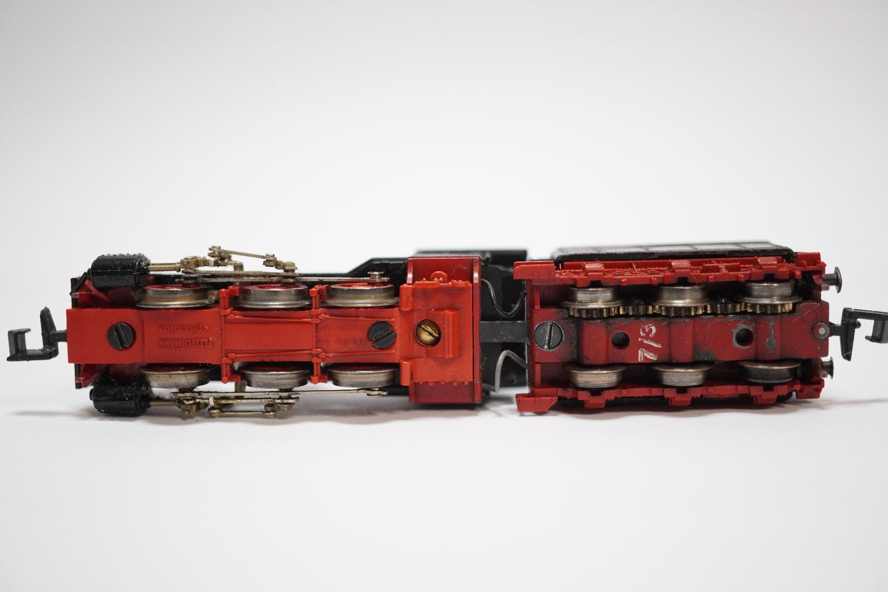 Fleischmann Modelleisenbahnen: e32 FLM N 7124 DB Dampflok  | Bastelware – Defekt aus Thun von  5