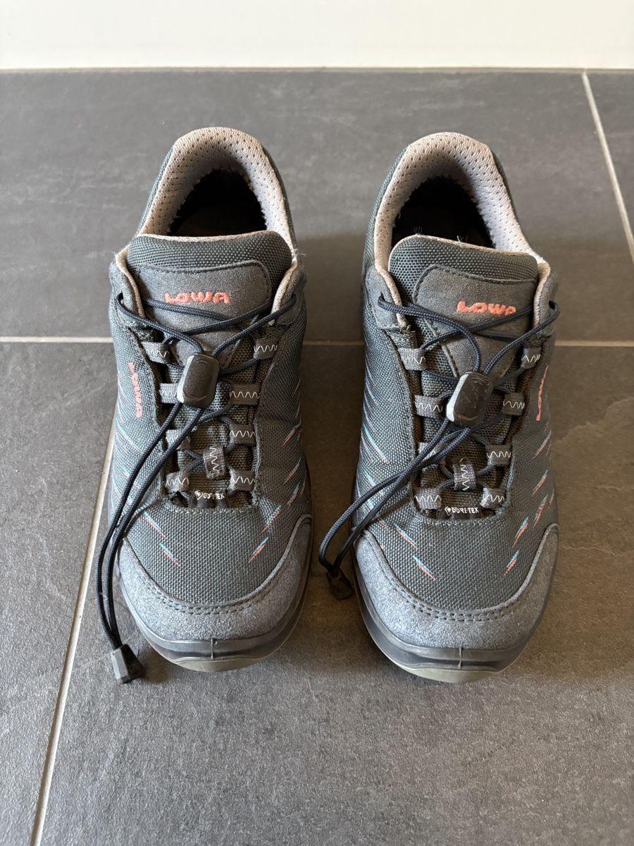 Lowa Schuhe für Jungen: Lowa Trekkingschuh Gr.36 – Gebraucht aus Steckborn von eve.su
