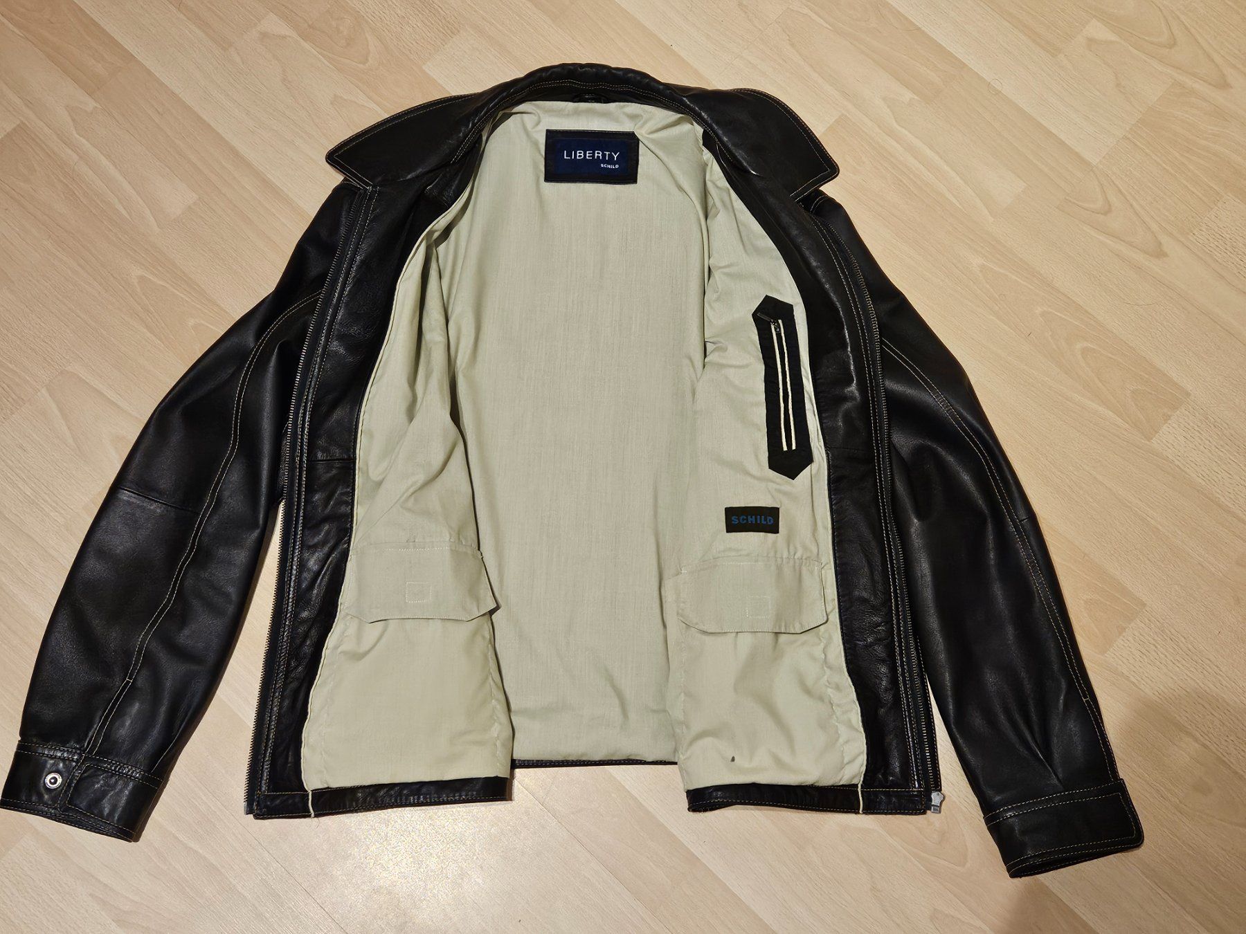 Giacche: Lederjacke Schild Liberty Gr.58 – Usato da Jona venduto da ASMARADO 1