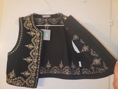 Elegante Weste, Goldaplikation, Spanish feeling, IBIZA Mode