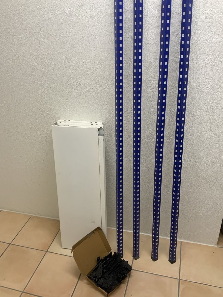 Scaffali: Étagère métallique Avasco – Usato da Corminboeuf venduto da jcarita 1