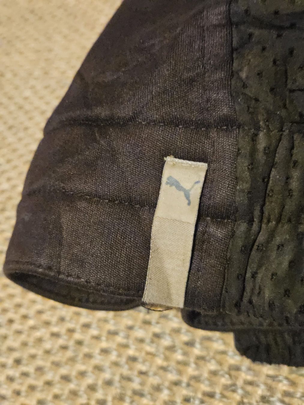 Puma Pullover & Sweatshirts: Felpa Puma XL Uomo con Zip e Cappuccio Nera  Grado B – Gebraucht aus Lugano von NICKSTORE 3