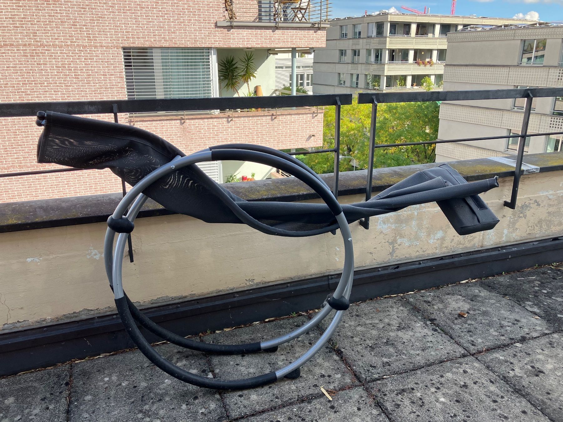 Liegen & Liegestühle: ergonomische Garten-Schaukelliege – Gebraucht aus Winterthur von Seepferdchen63 2