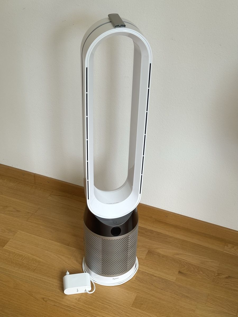 Dyson Ventilatori: Dyson Pure Cool Tower TP04 (Luftreiniger & Ventilator) – Usato da Zürich venduto da skalanda