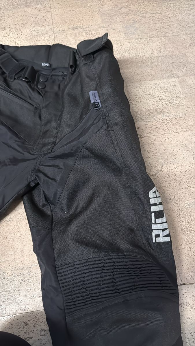 Pantaloni: Richa Motorradhose Grösse 164 – Usato da Steffisburg venduto da Rovaniemi77 1