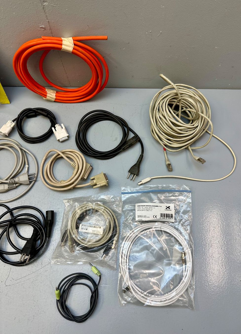 Kabel: KABEL DIV #1 AB 1.-!!! – Gebraucht aus Zürich von NIKI777 2