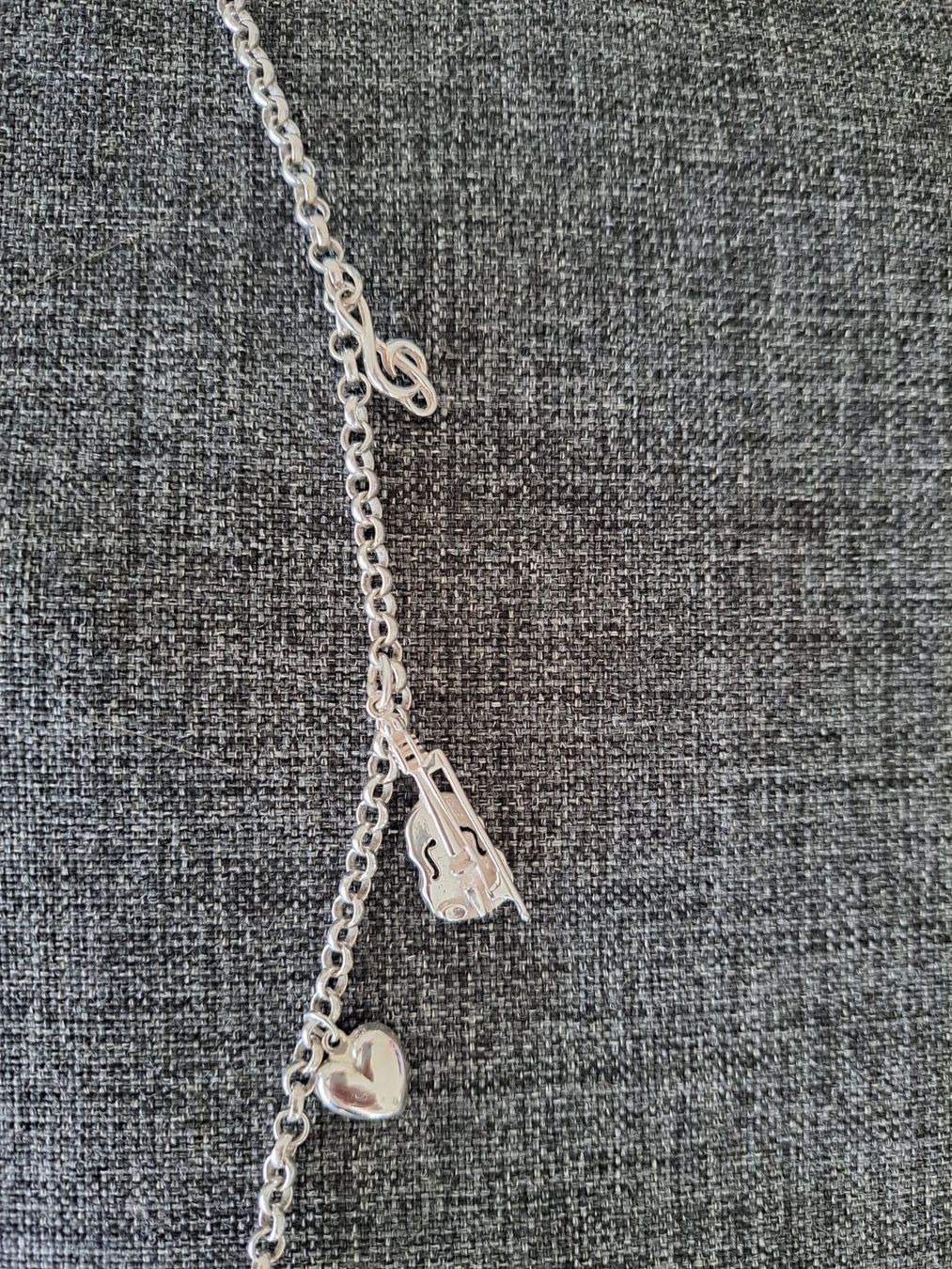 Catenine: Kette Silber mit Anhängern – Usato da Männedorf venduto da Einhornmama 2