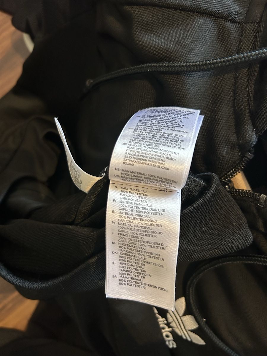 Adidas Jacken: Adidas Jacke, Schwarz, Gr. 38 – Gebraucht aus Brunnen von luc_8fgh 4