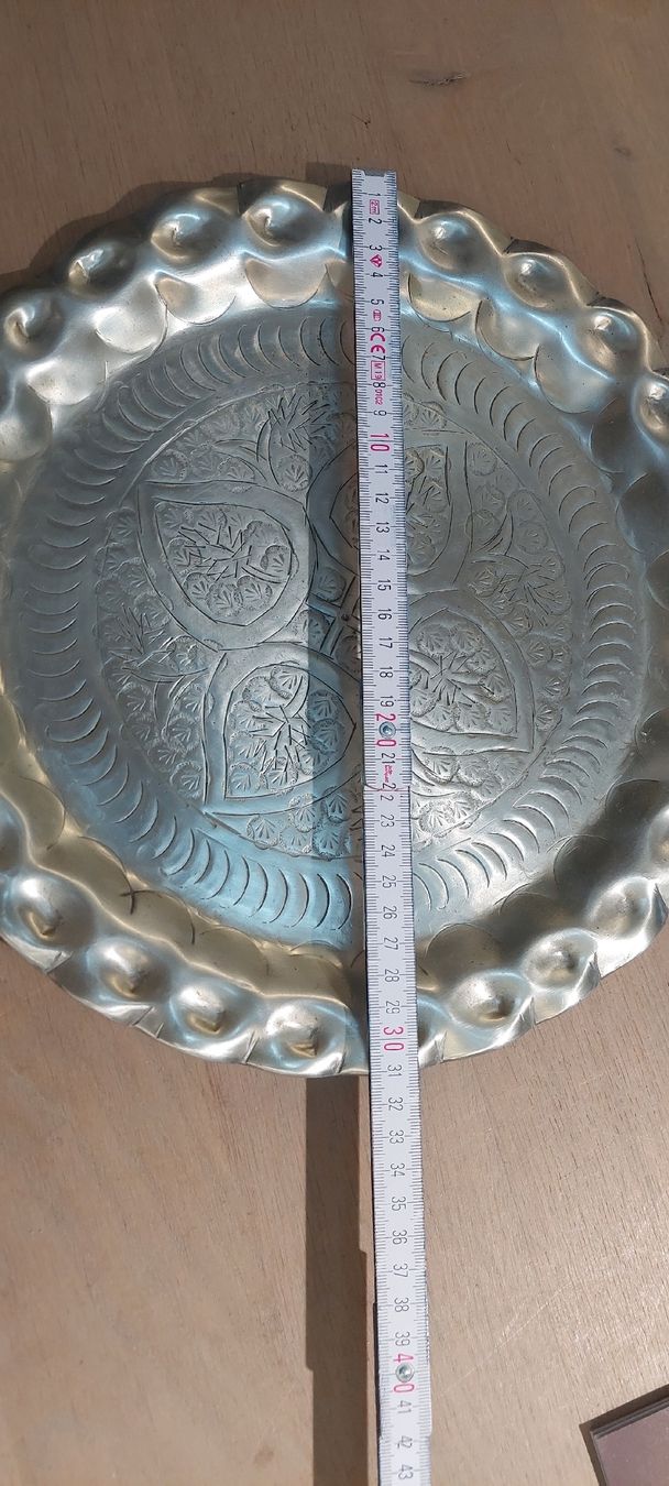Piatti di portata: Orientalischer Servierteller Metall Silber 32 cm – Nuovo (secondo la descrizione) da Sempach venduto da Charluky 1
