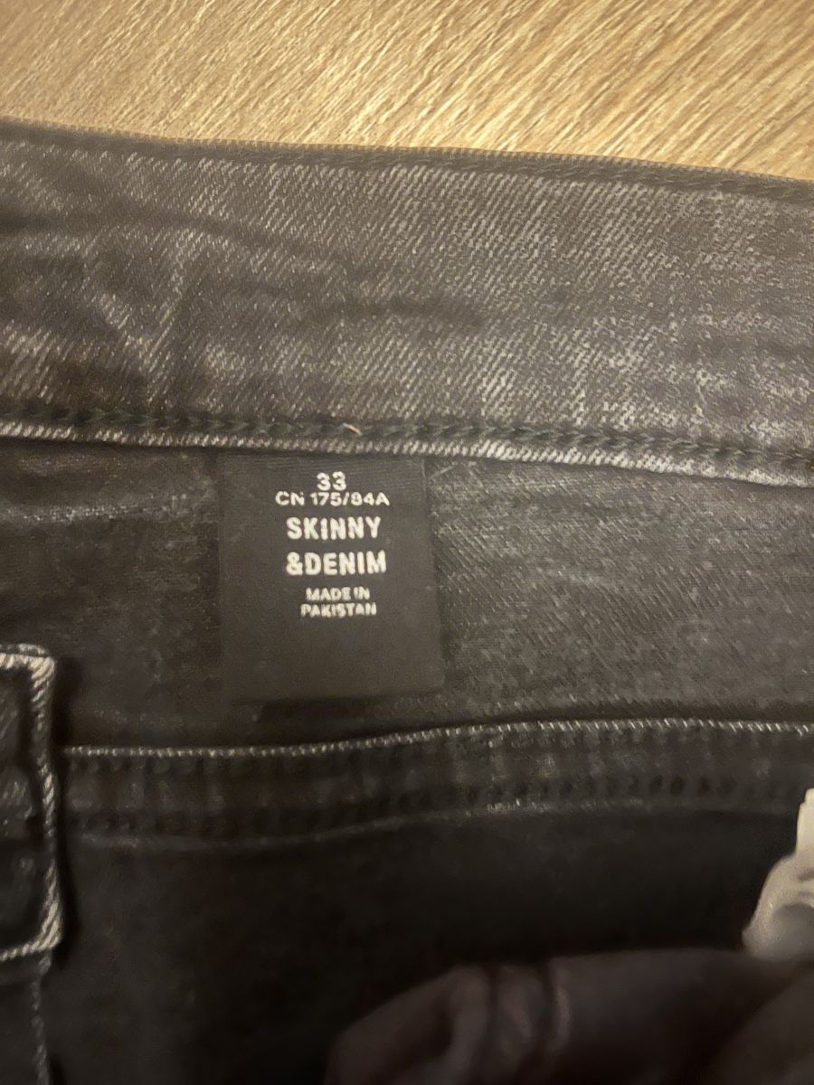 Jeans: Herren Jeans schwarz – Usato da Embrach venduto da Laura2386 1