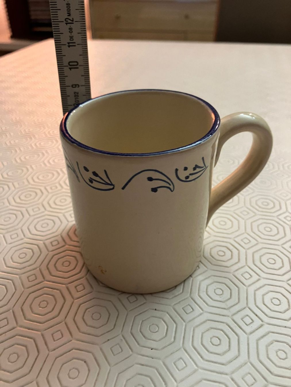 Tazze: Tazza in ceramica decorata – Usato da Melano venduto da H-Sara 1