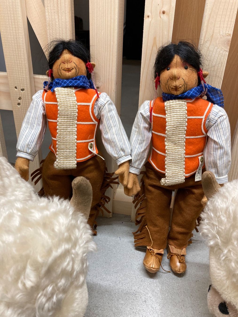 Steiff Puppen: STEIFF Filzpuppe INDIANER MIT BÜFFEL – Neu (gemäss Beschreibung) aus Kernenried von larisu 4