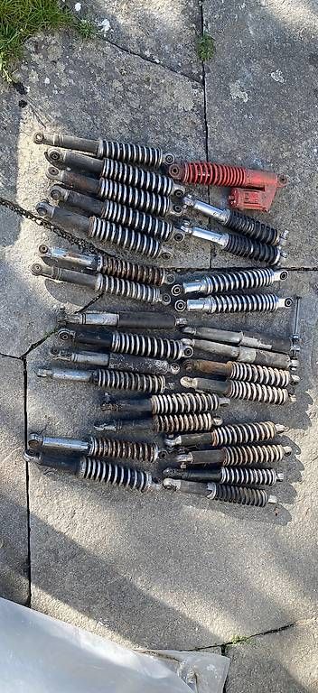 Puch Parti ricambio per ciclomotori: Töffli Stossdämpfer Puch/Sachs – Difettoso da Büren an der Aare venduto da twostrokeguy