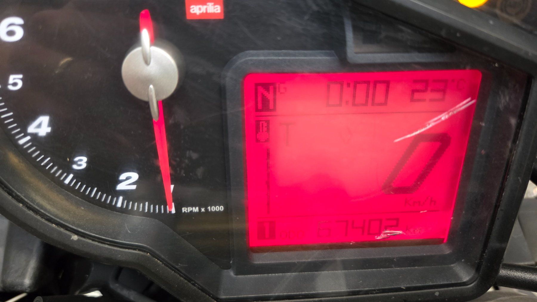 Aprilia Strada: Aprilia SL 750 Shiver – Usato da Tägerschen venduto da Moto-Welt 6