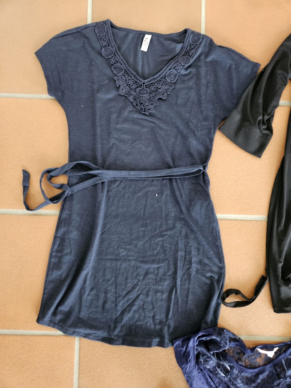 Lotti di vestiti: 3 Sommerkleider Gr.S – Usato da Eschenbach SG venduto da MarThu