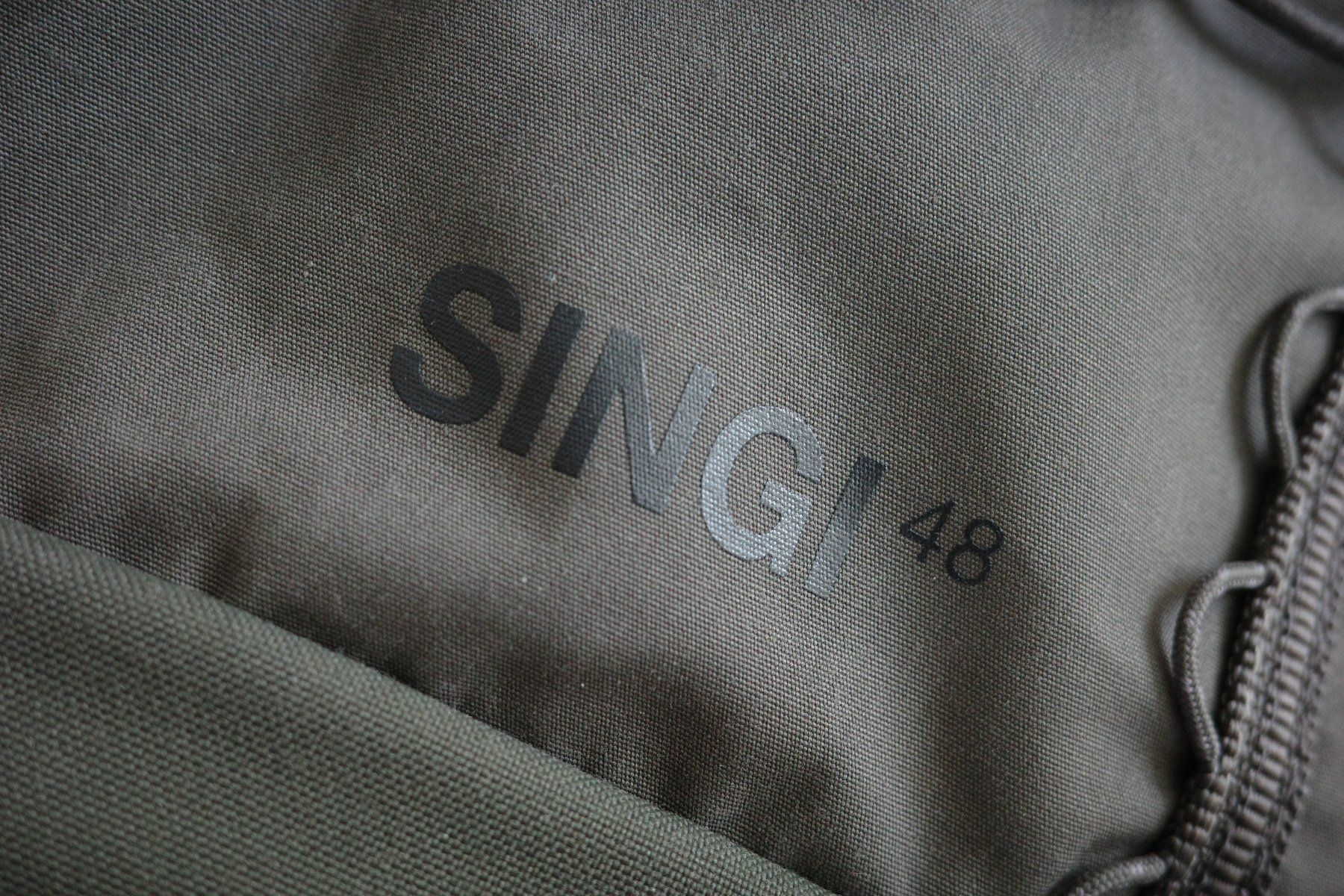 Fjällräven Zaini: Rucksack Fjällräven Singi 48 - Farbe Grau – Usato da Liebefeld venduto da Rhyolite 5