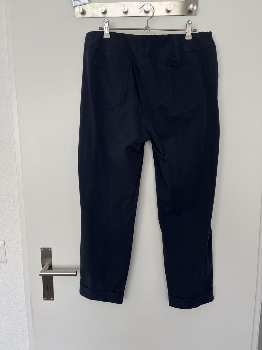 Hosen: Dunkelblaue Hose, Gr. 40, Top Zustand – Gebraucht aus Thun von elshei 1