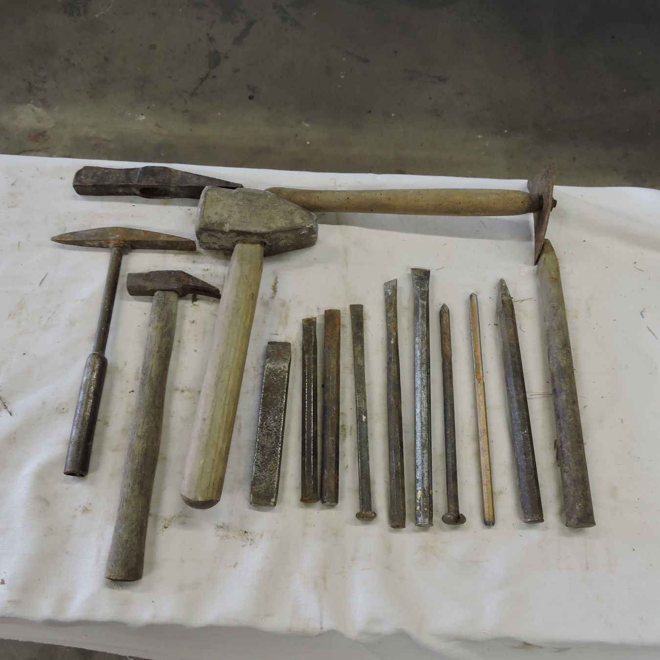 Tutti gli attrezzi: Bau Handwerkzeug Set Nr.3 – Usato da Meikirch venduto da rva_q8c7