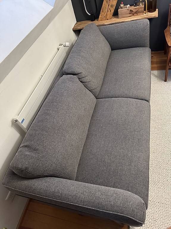 Divani: Dunkel Graues Sofa 3 Sitzer – Usato da Aarau venduto da adr_9nkb 2