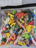 Holzfiguren Set bunt sortiert diverse Formen gebraucht